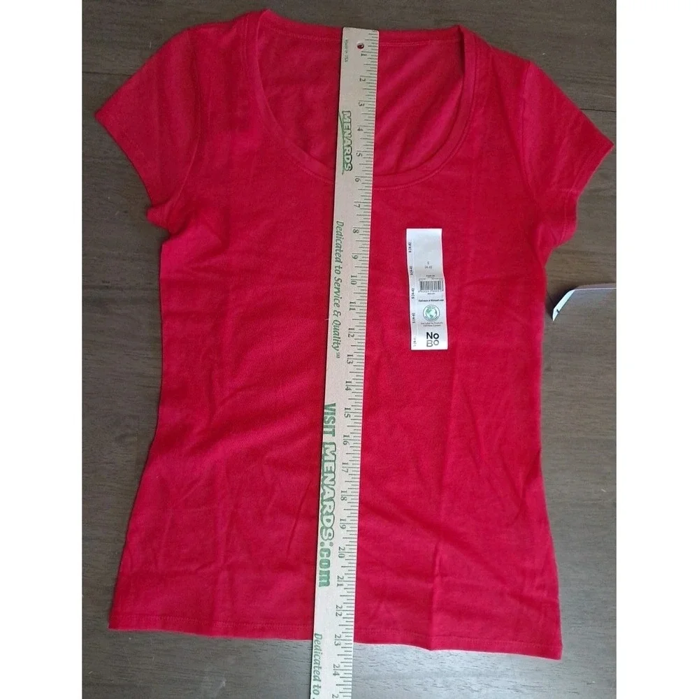 NWT NOBO No‎ Boundaries Just Red Short Sleeve T-Shirt Women's Juniors Small 4-6